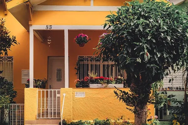 Aanbouw aan de achterzijde van een woning